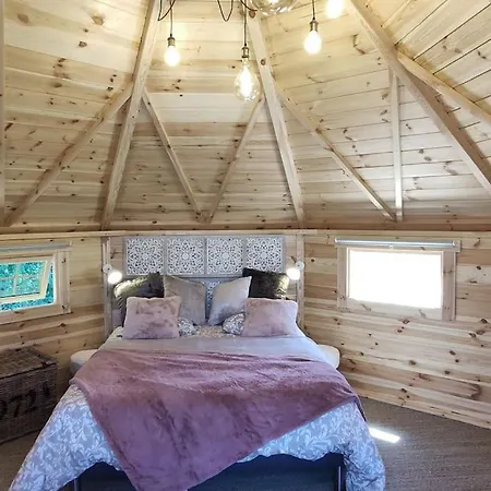 Cabane Romantique Avec Spa Prive Pres De Saint-Emilion Chalet Ruch